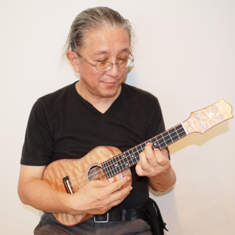 愛知県蒲郡市 ウクレレ教室  伊藤善朗